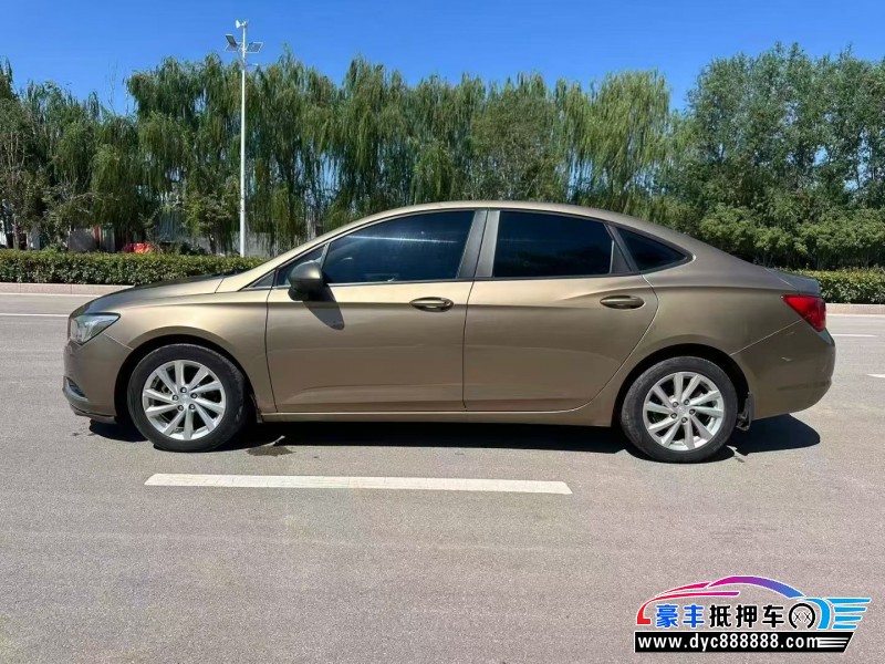 16年别克威朗轿车抵押车出售