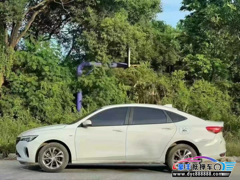 22年别克威朗轿车抵押车出售