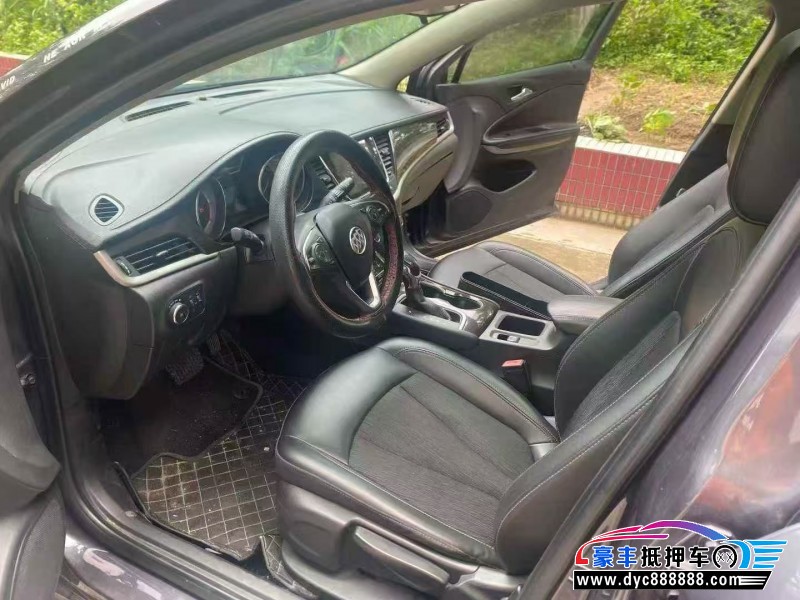 18年别克威朗轿车抵押车出售