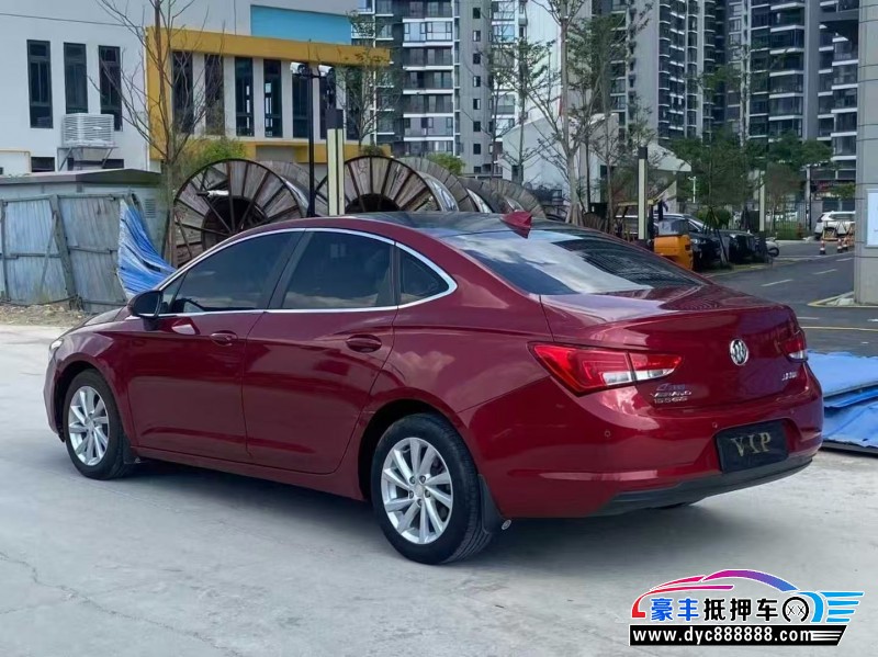 18年别克威朗轿车抵押车出售