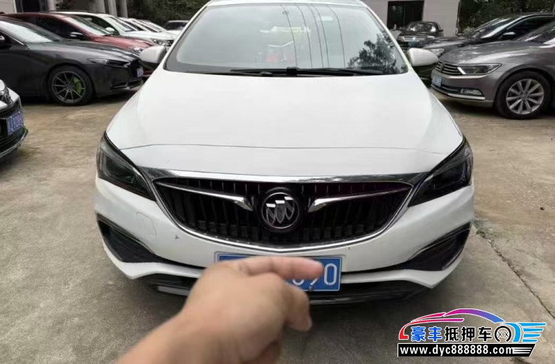 18年别克威朗轿车抵押车出售