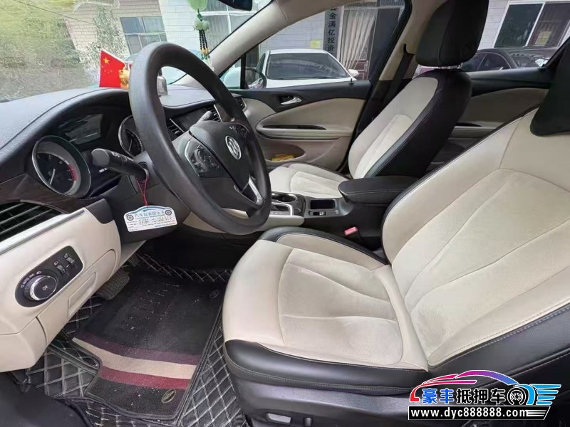 18年别克威朗轿车抵押车出售