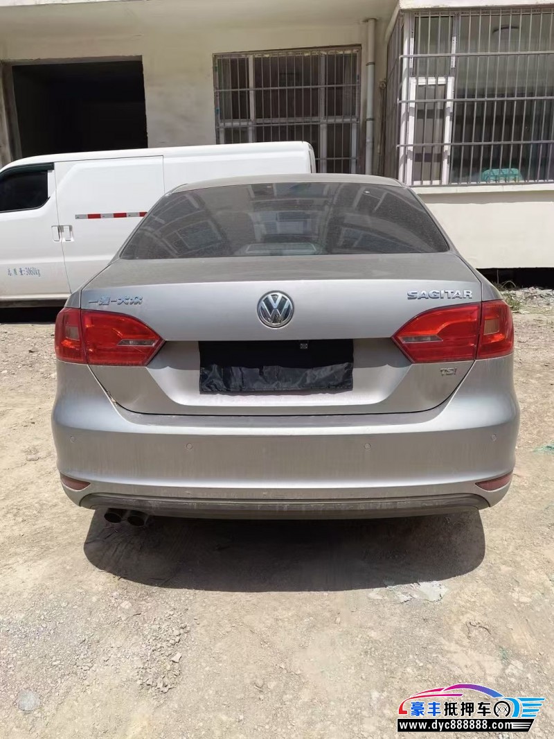 15年大众速腾轿车抵押车出售