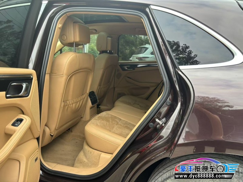 14年保时捷Macan迈凯轿车抵押车出售