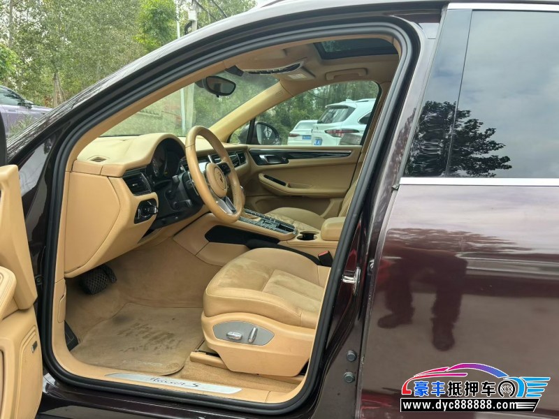 14年保时捷Macan迈凯轿车抵押车出售