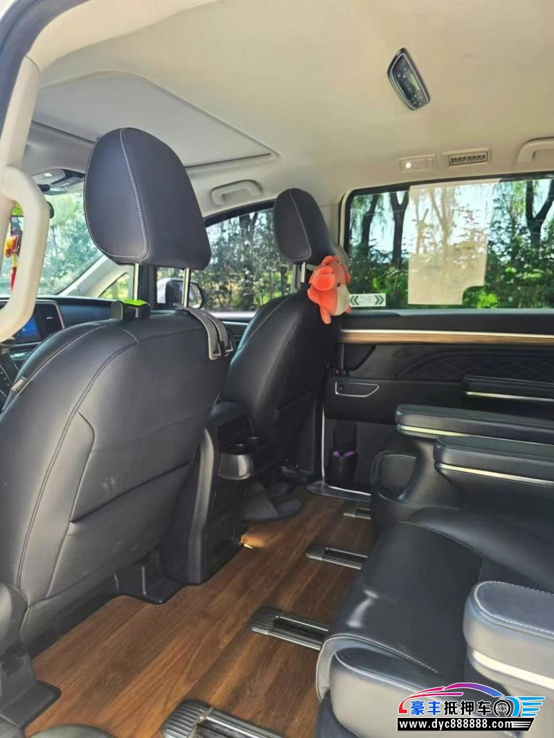 20年传祺M8轿车抵押车出售