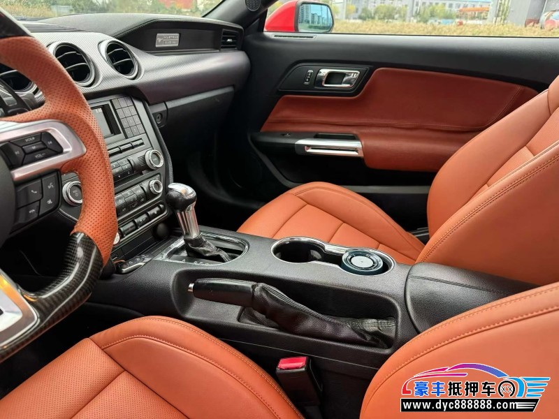 16年福特野马轿车抵押车出售