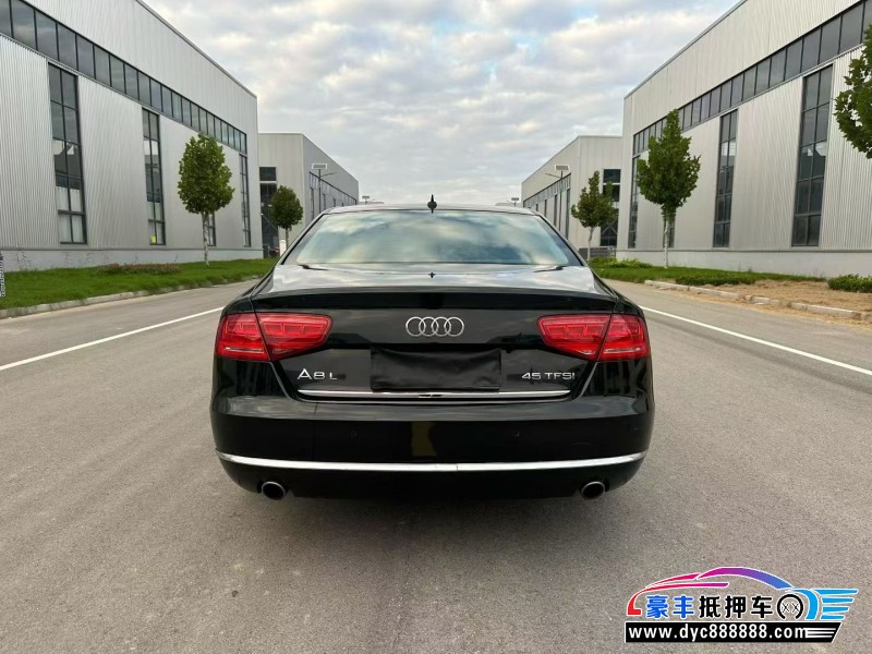 14年奥迪A8L轿车抵押车出售