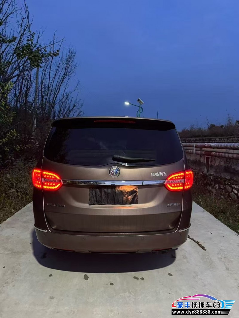 19年别克GL8轿车抵押车出售