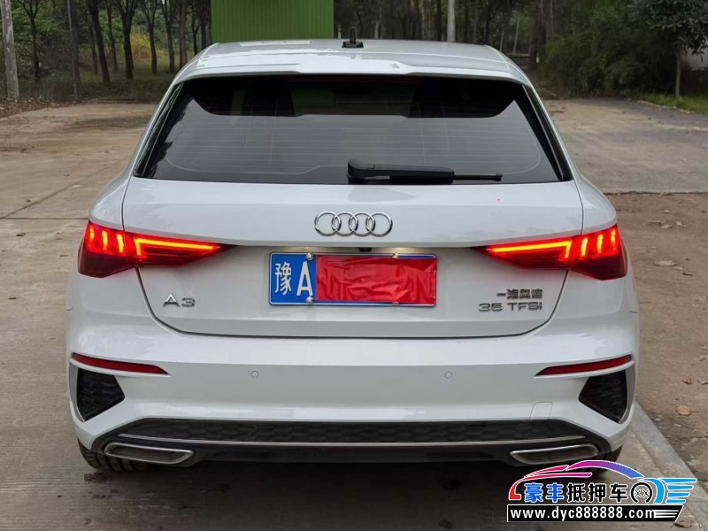 24年奥迪A3轿车抵押车出售
