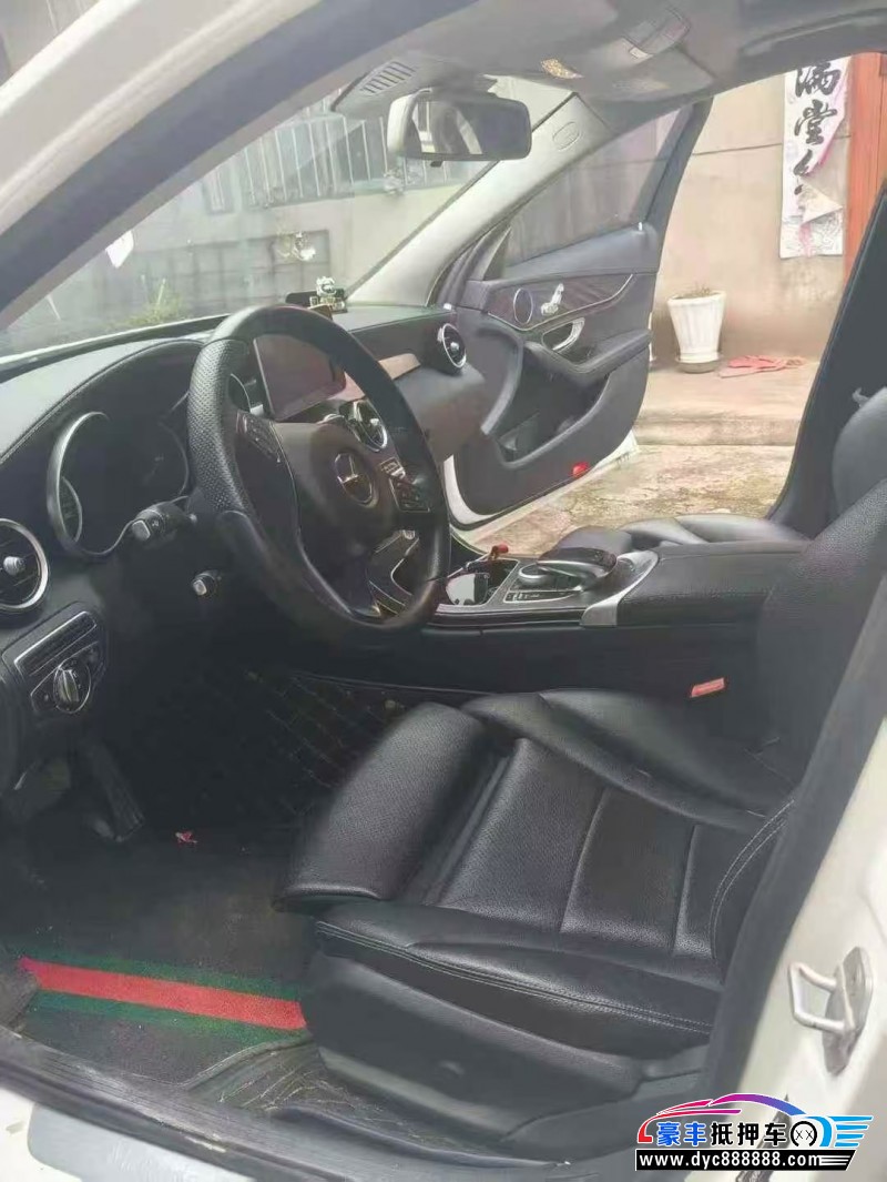 15年奔驰C轿车抵押车出售