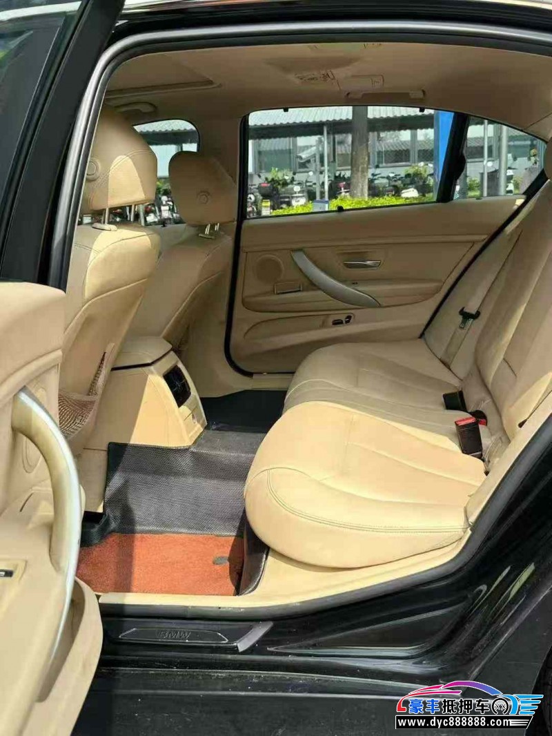 15年宝马3系轿车抵押车出售