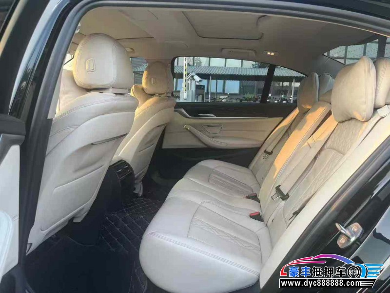 19年宝马5系轿车抵押车出售