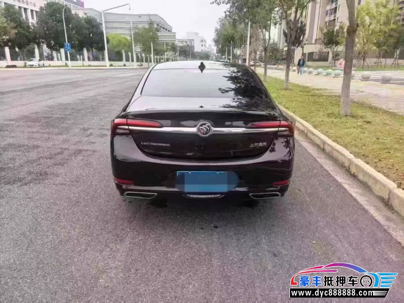 22年别克君越轿车抵押车出售