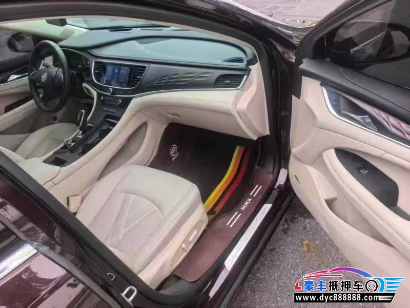 22年别克君越轿车抵押车出售