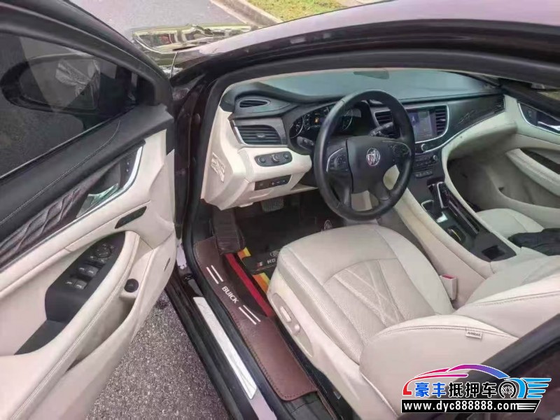 22年别克君越轿车抵押车出售