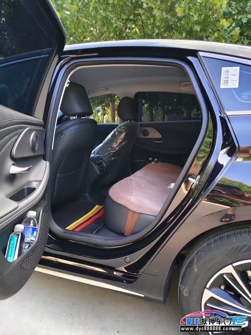 24年奇瑞风云轿车抵押车出售