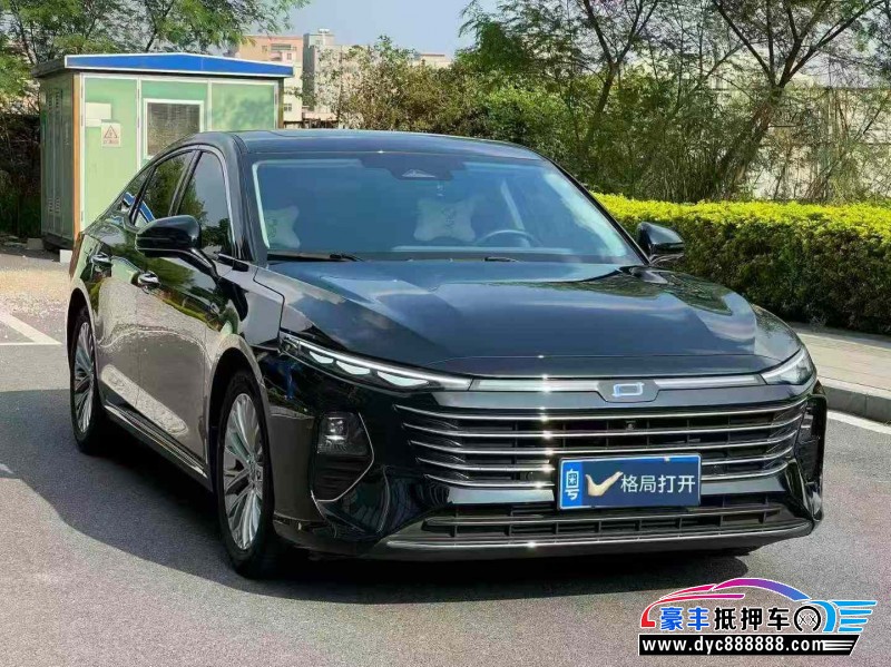 24年奔腾B70轿车抵押车出售