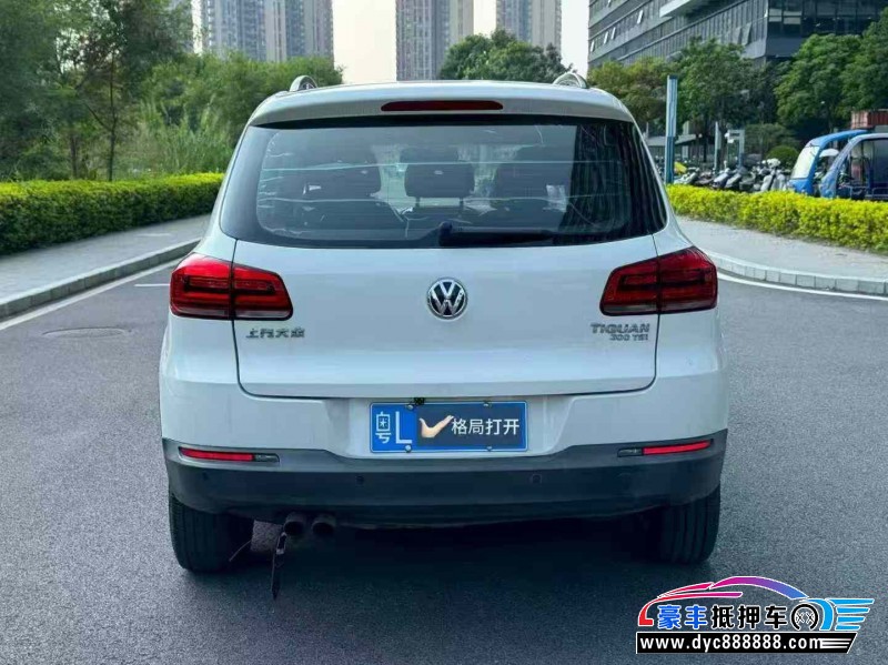 16年大众途观轿车抵押车出售