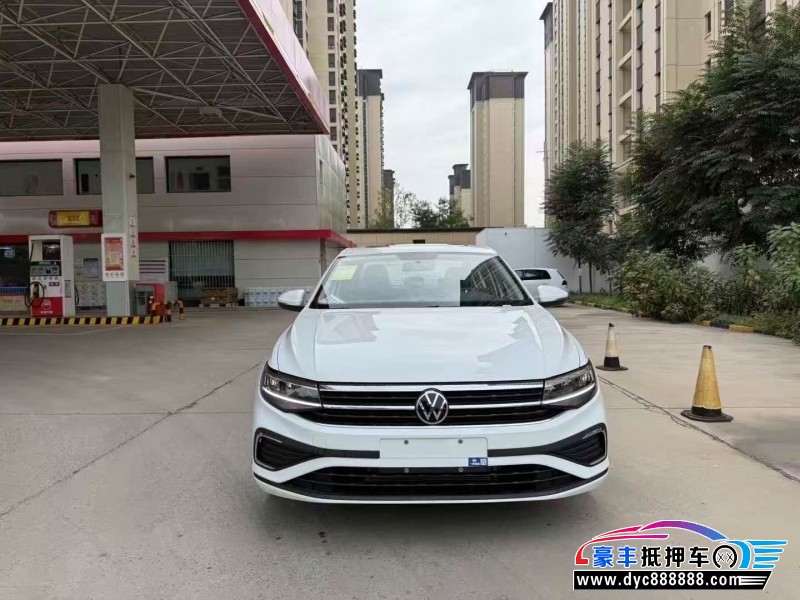 25年大众宝来轿车抵押车出售