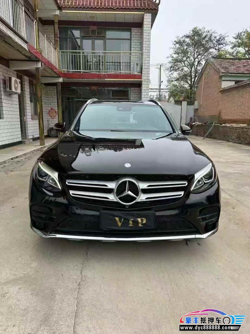 17年奔驰GLCSUV抵押车出售