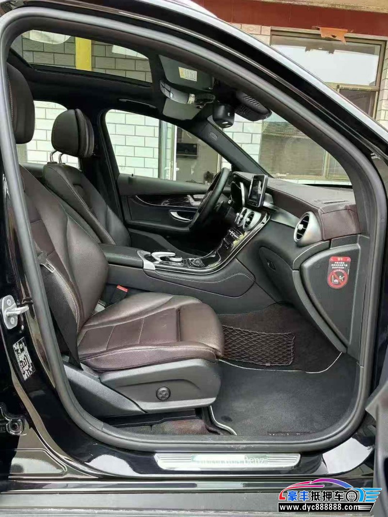 17年奔驰GLCSUV抵押车出售