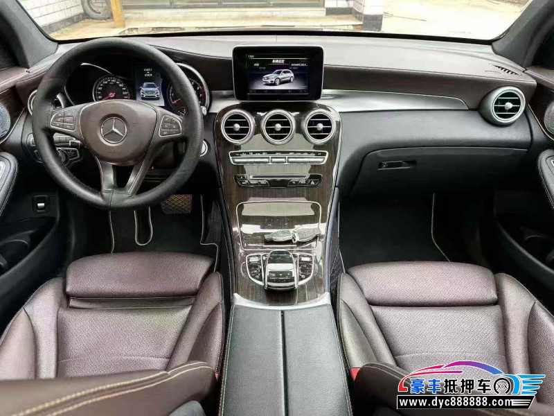 17年奔驰GLCSUV抵押车出售