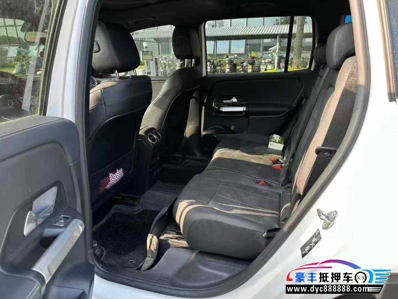 21年奔驰GLB轿车抵押车出售