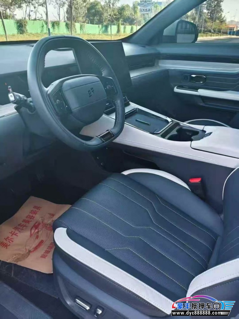 25年捷途山海L6轿车抵押车出售