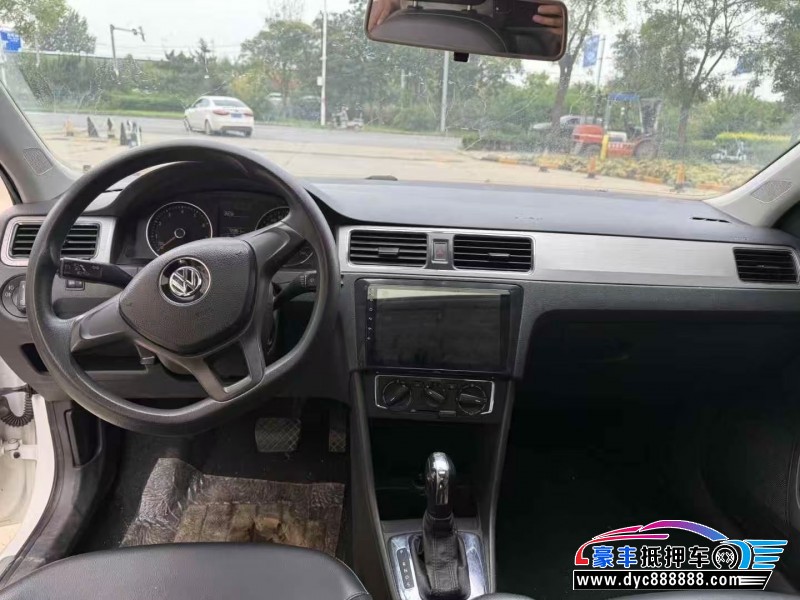 16年大众桑塔纳轿车抵押车出售