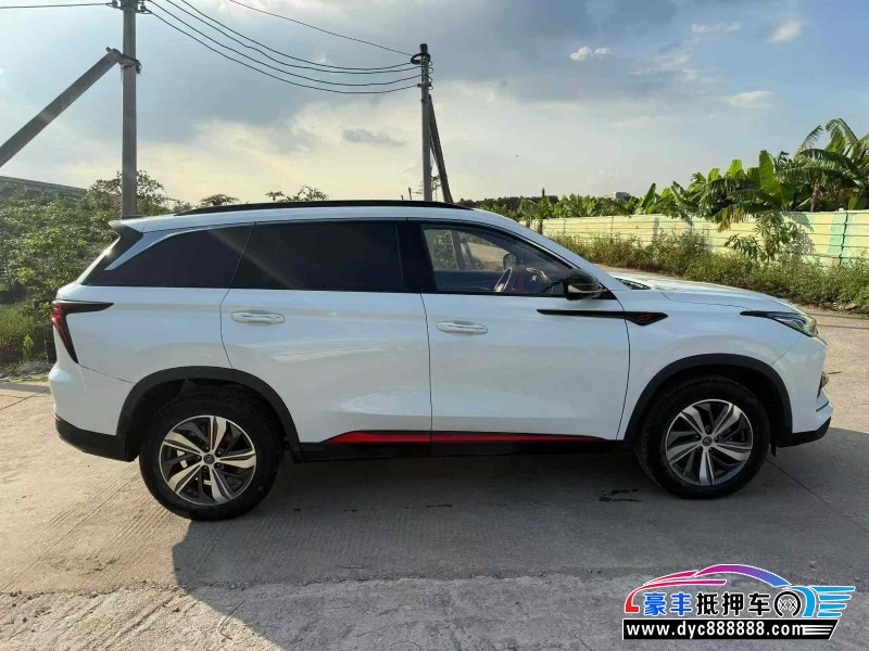 21年长安CS75轿车抵押车出售