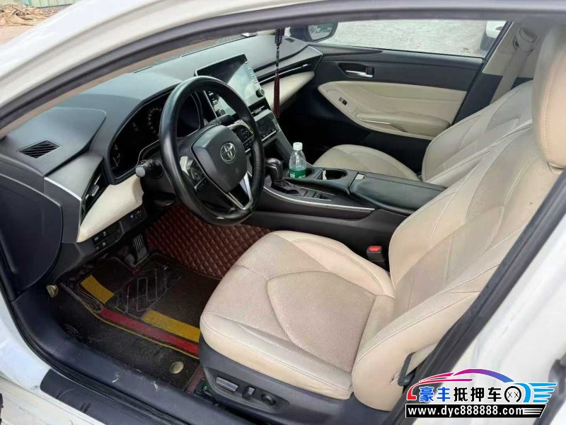 20年丰田亚洲龙轿车抵押车出售