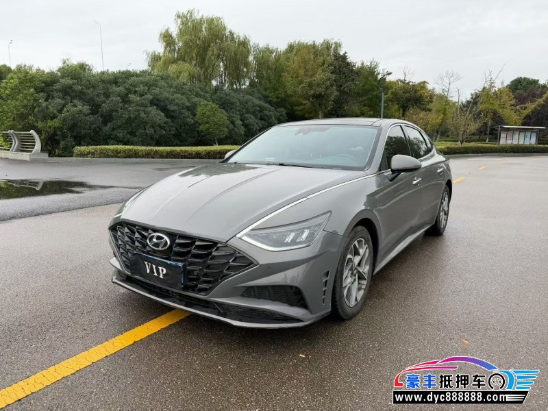 21年现代索纳塔轿车抵押车出售