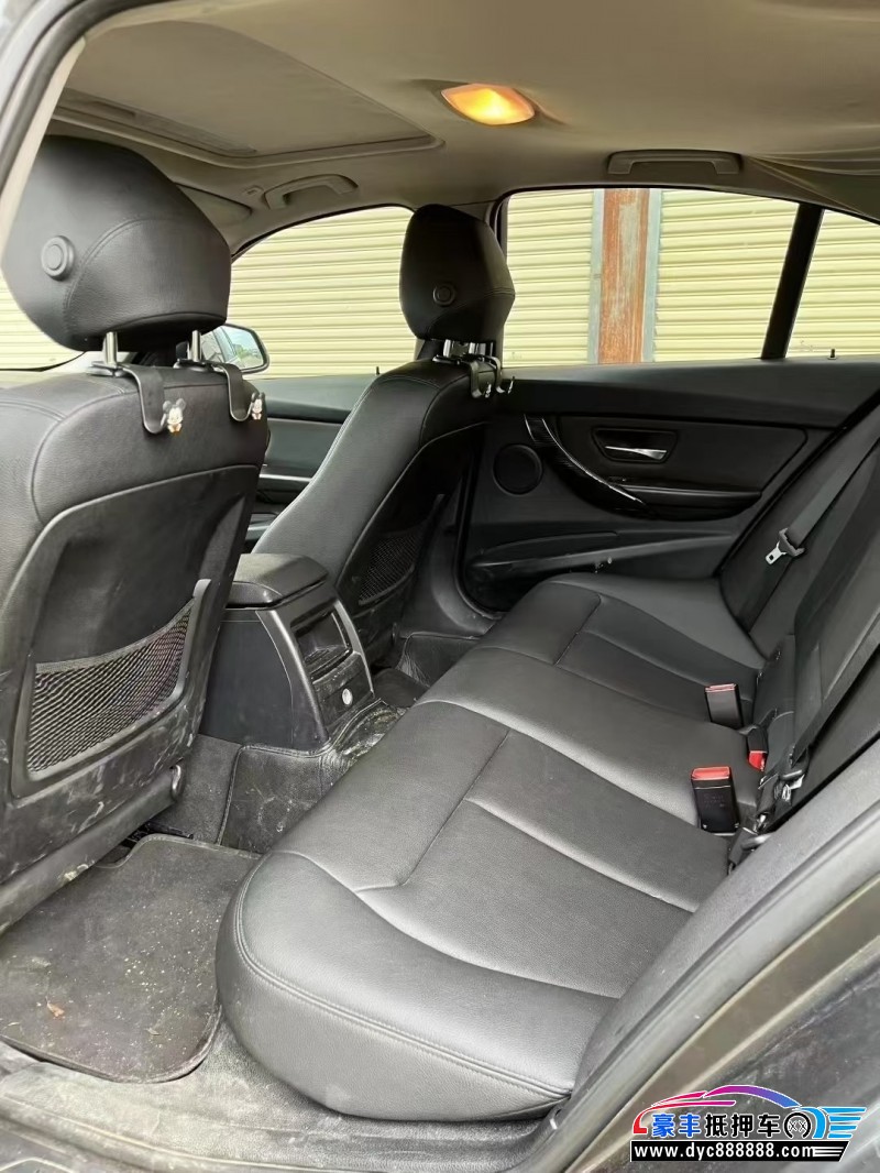 14年宝马3系轿车抵押车出售