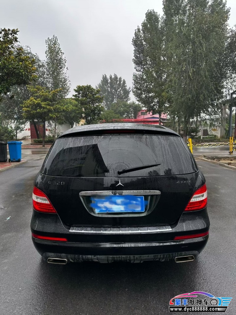 18年奔驰R轿车抵押车出售