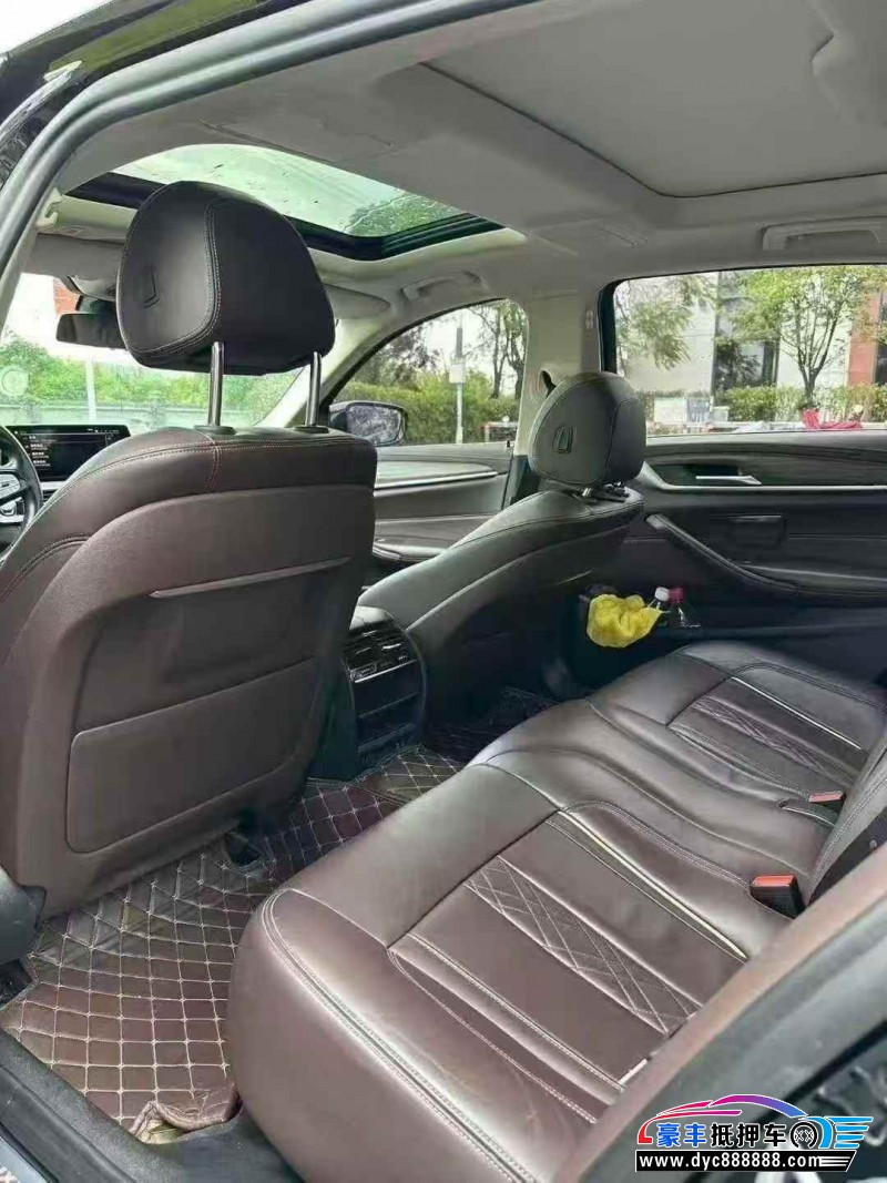 20年宝马5系轿车抵押车出售