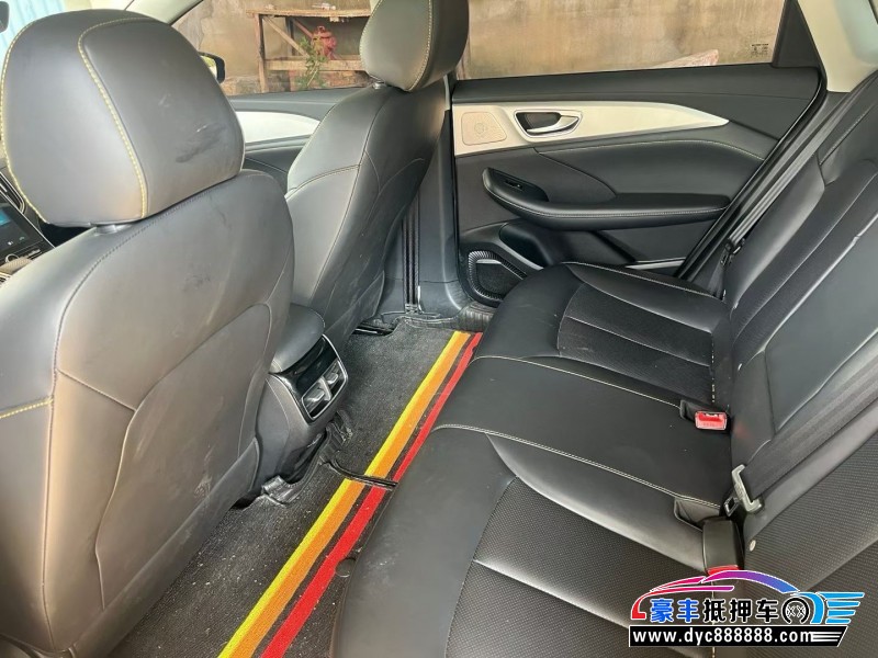 22年荣威i6轿车抵押车出售