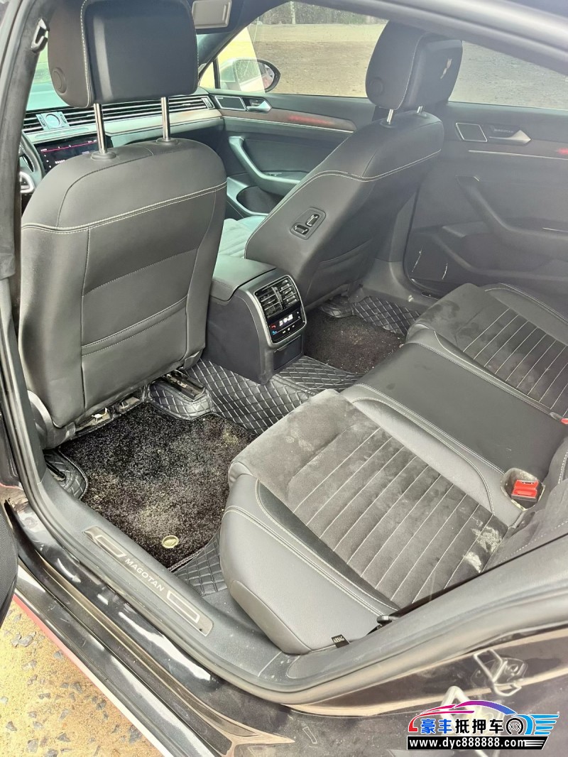 20年大众迈腾轿车抵押车出售