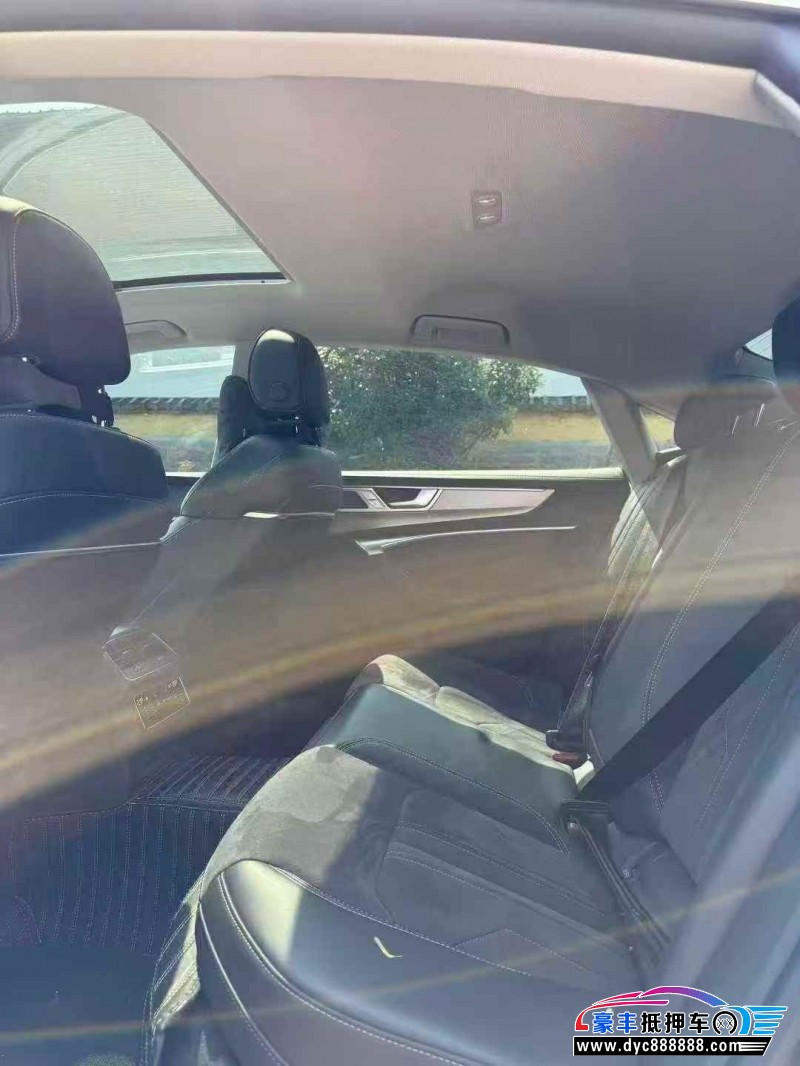 24年奥迪A7轿车抵押车出售