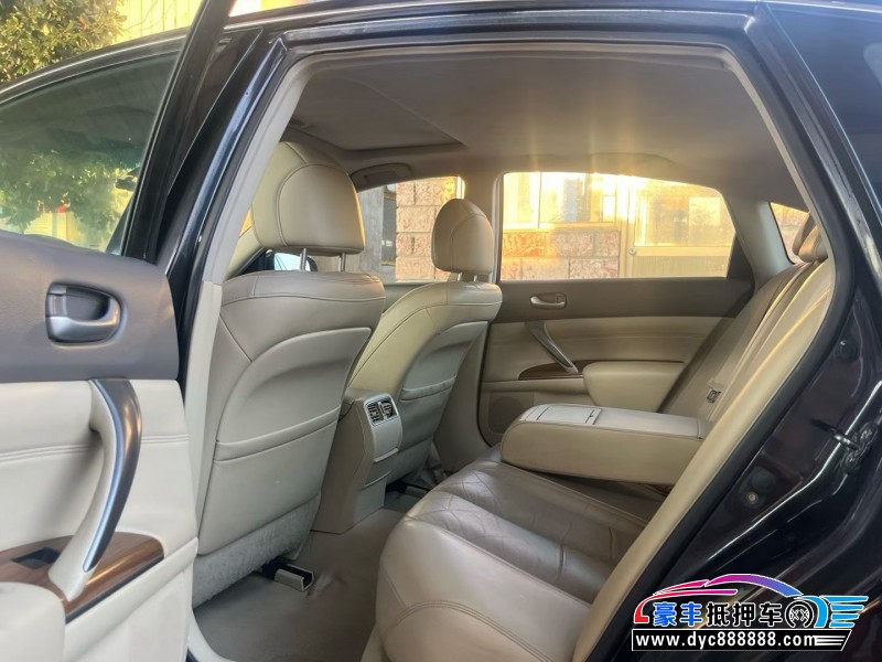 12年日产天籁轿车抵押车出售