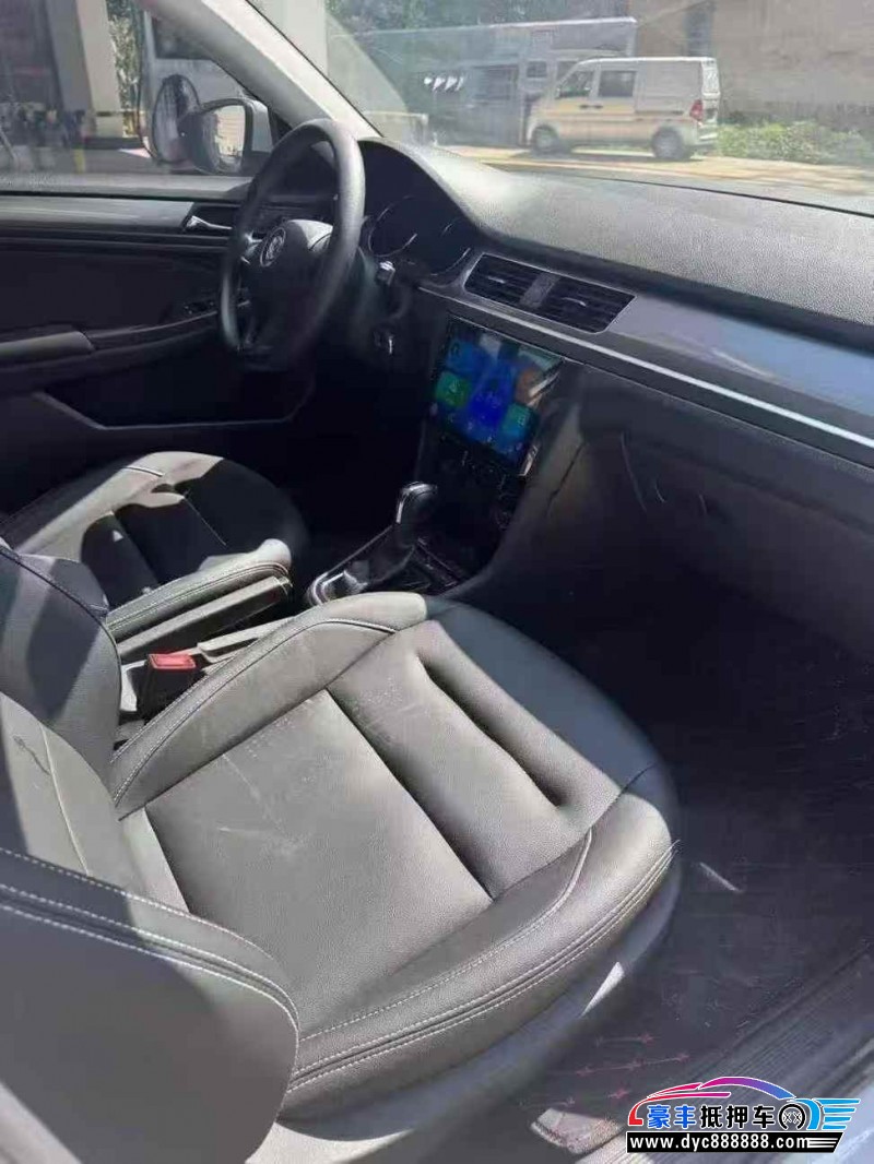 22年大众宝来轿车抵押车出售