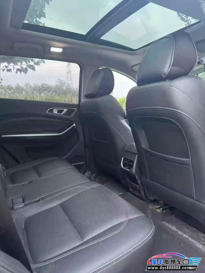 19年奇瑞瑞虎8轿车抵押车出售