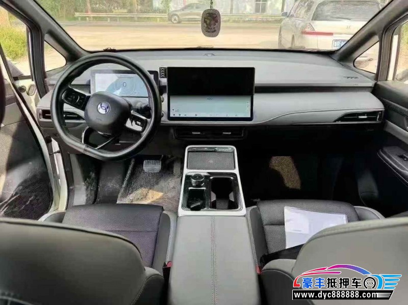 24年合创z03轿车抵押车出售