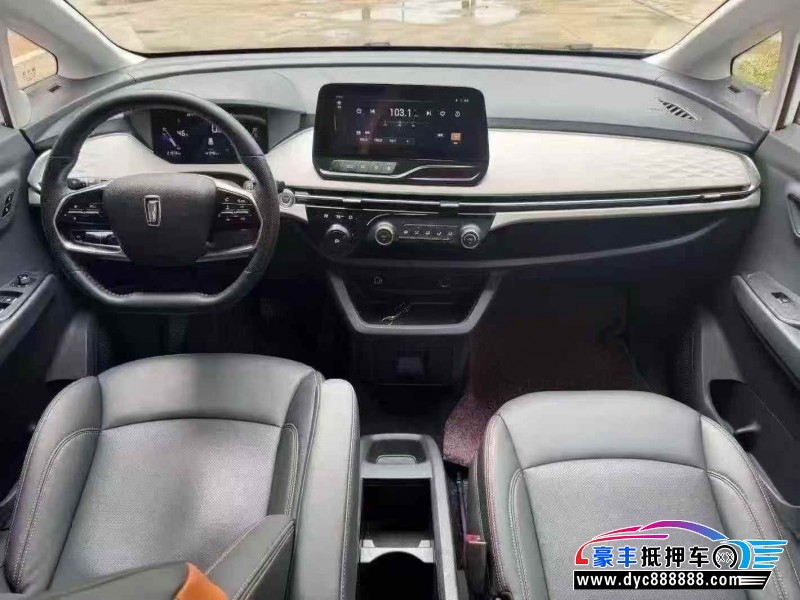 24年奔腾奔腾NAT轿车抵押车出售