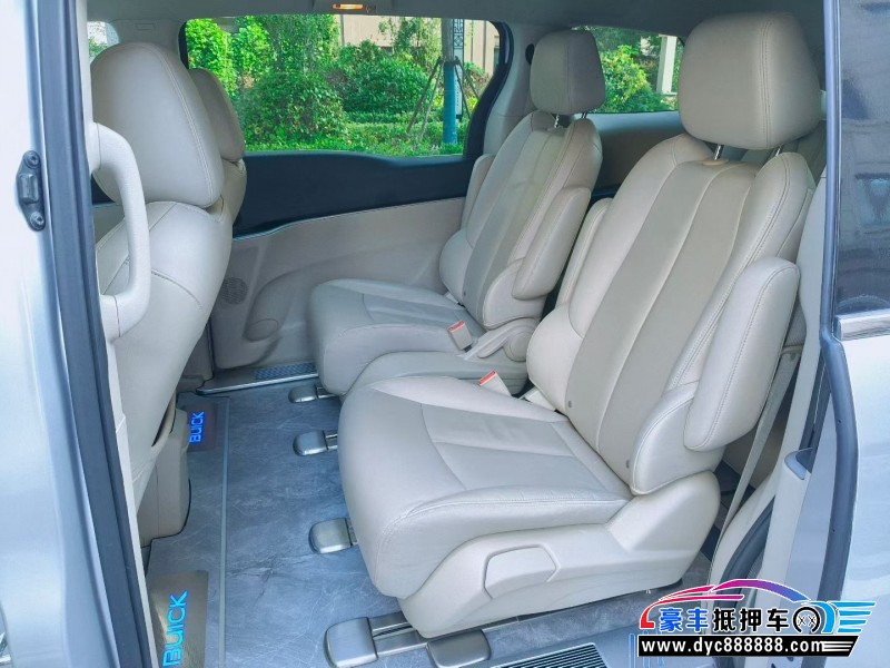 20年别克GL8SUV抵押车出售