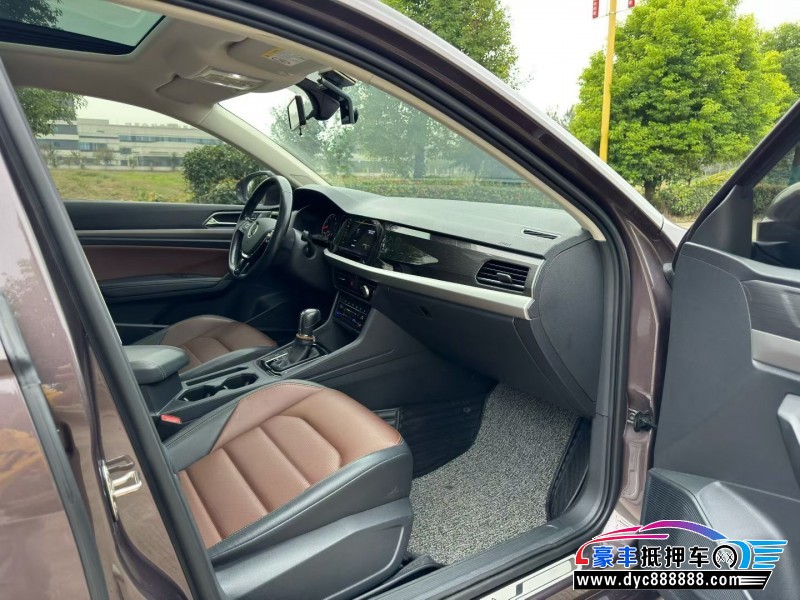 20年大众朗逸轿车抵押车出售