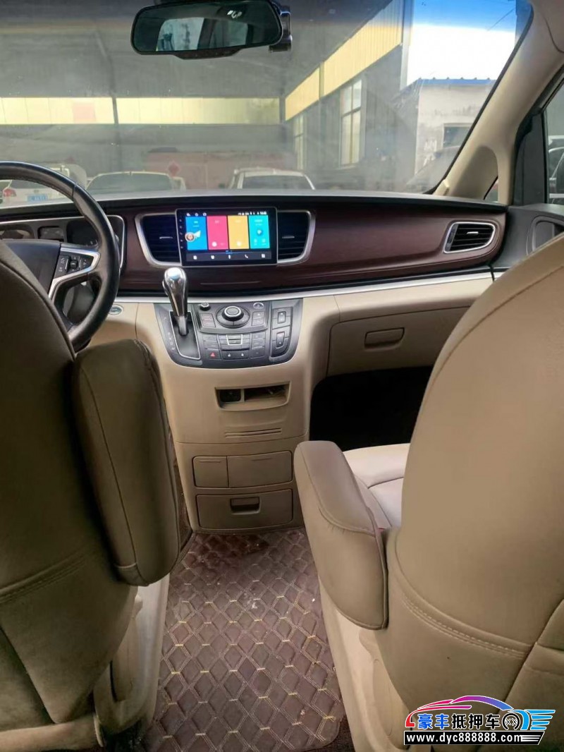 17年别克GL8轿车抵押车出售