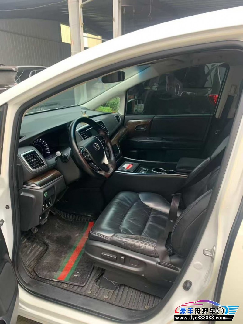 15年本田奥德赛轿车抵押车出售