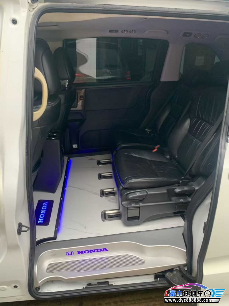 15年本田奥德赛轿车抵押车出售