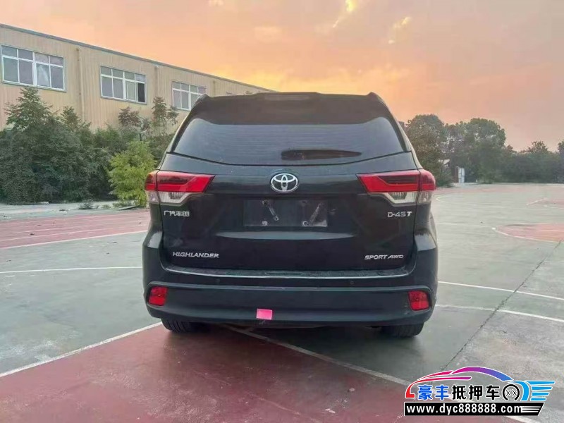 22年丰田汉兰达轿车抵押车出售